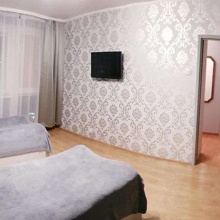 Apartament Silver キェルツェ エクステリア 写真