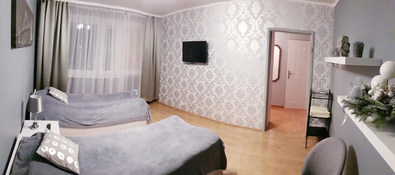 Apartament Silver キェルツェ エクステリア 写真